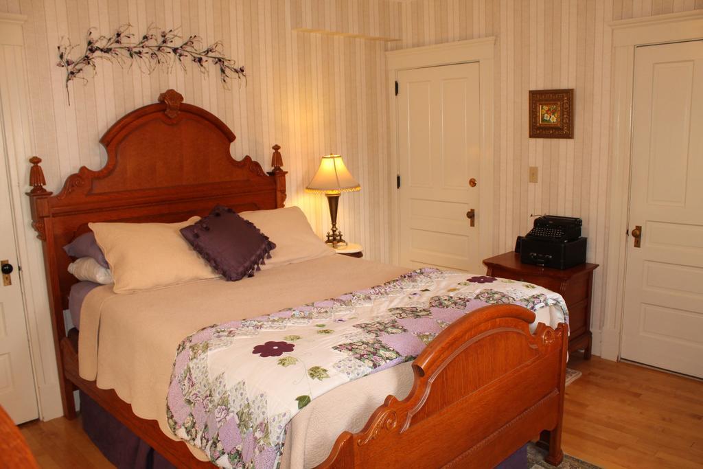 The Sleigh Maker Inn Bed And Breakfast Westborough Camera foto