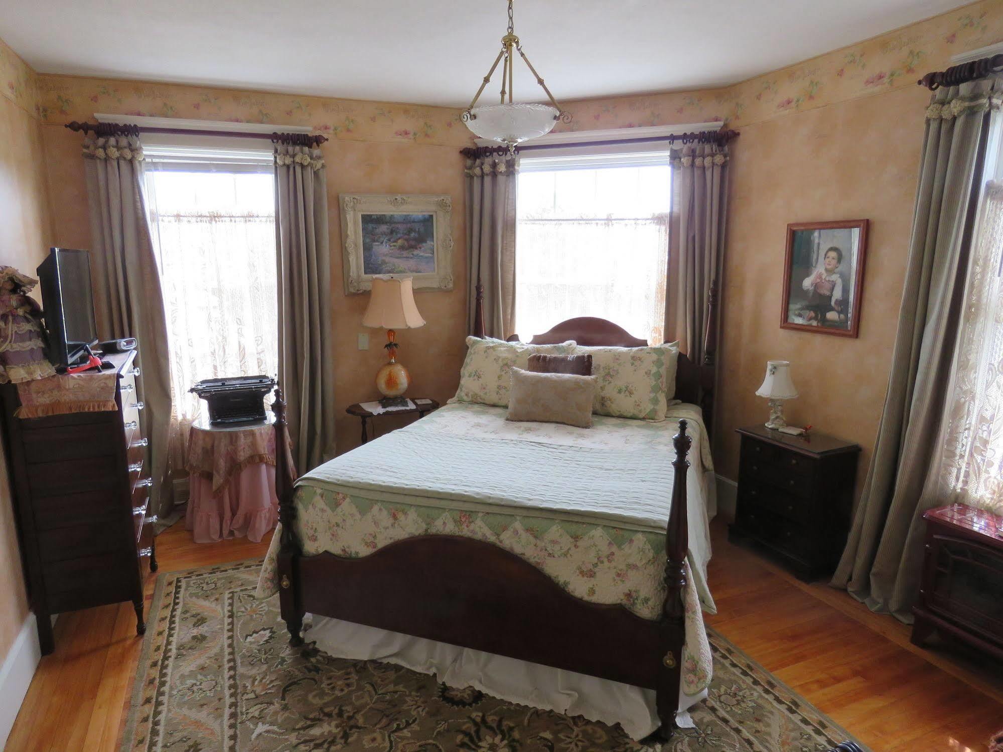 The Sleigh Maker Inn Bed And Breakfast Westborough Esterno foto